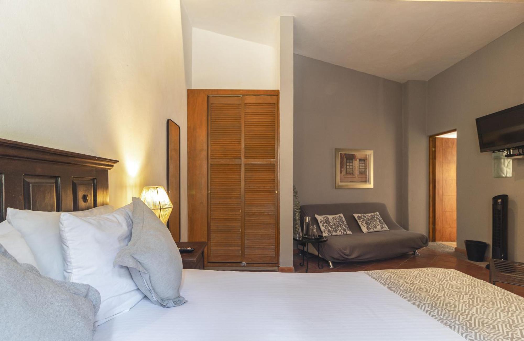 Casa Goyri 3*