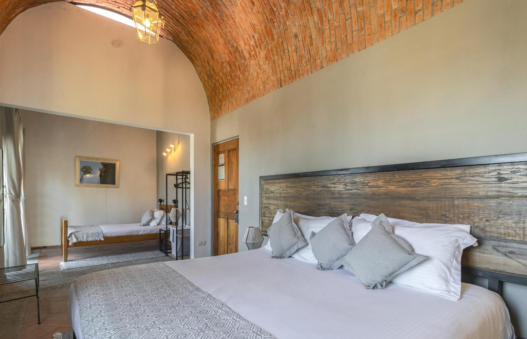 Casa Goyri 3*